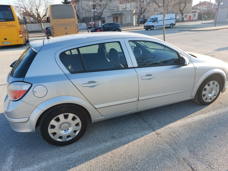 Opel Astra H, 1.6 twinport, снимка 4 - Автомобили и джипове - 49337703