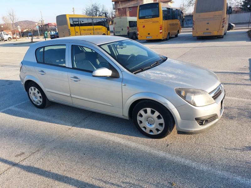 Opel Astra H, 1.6 twinport, снимка 3 - Автомобили и джипове - 49337703