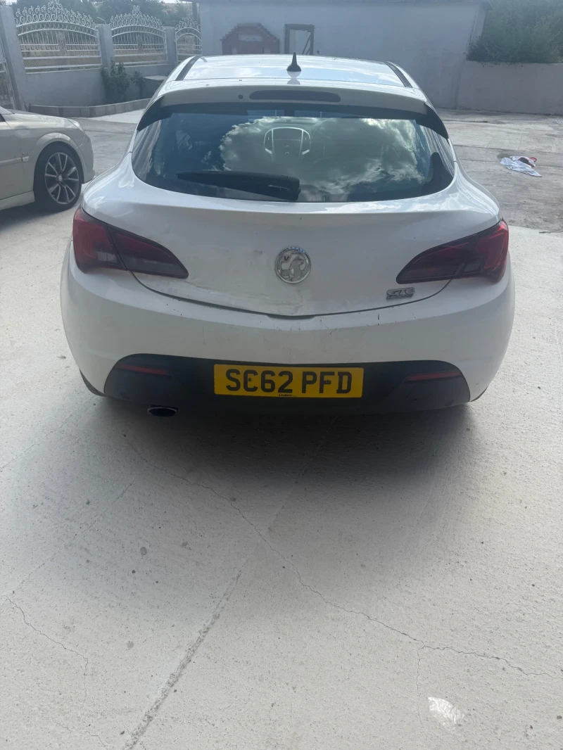Opel Astra 2.0 Gtc Sri Cdti S/S, снимка 6 - Автомобили и джипове - 52627739