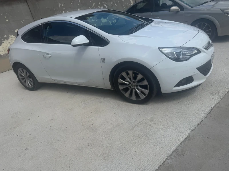 Opel Astra 2.0 Gtc Sri Cdti S/S, снимка 3 - Автомобили и джипове - 52627739