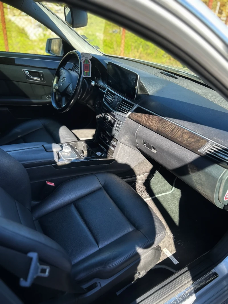 Mercedes-Benz E 350, снимка 9 - Автомобили и джипове - 52265028