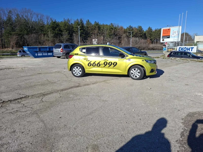 Dacia Sandero, снимка 3 - Автомобили и джипове - 52929735