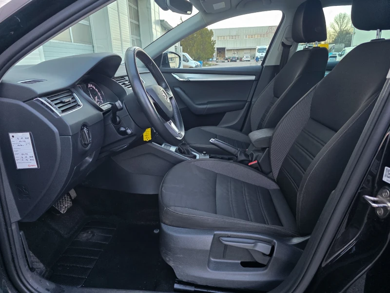 Skoda Octavia 1.5 TSI DSG Ambition, снимка 9 - Автомобили и джипове - 53166894