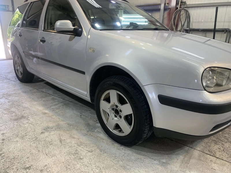VW Golf, снимка 1 - Автомобили и джипове - 53447380