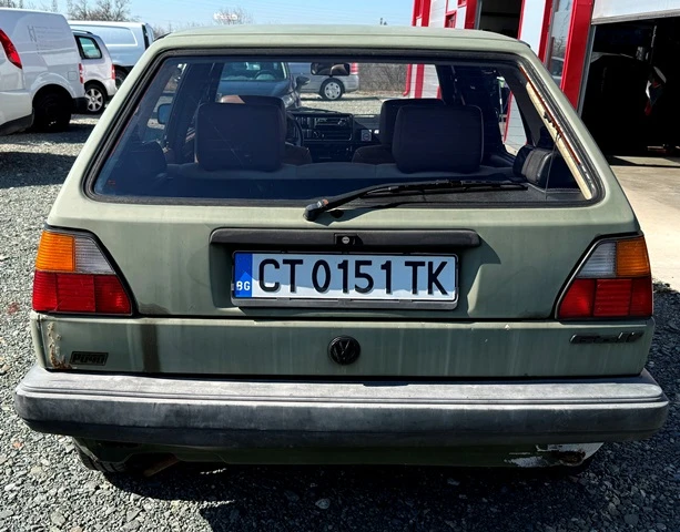 VW Golf 1.6D, снимка 3 - Автомобили и джипове - 49372585