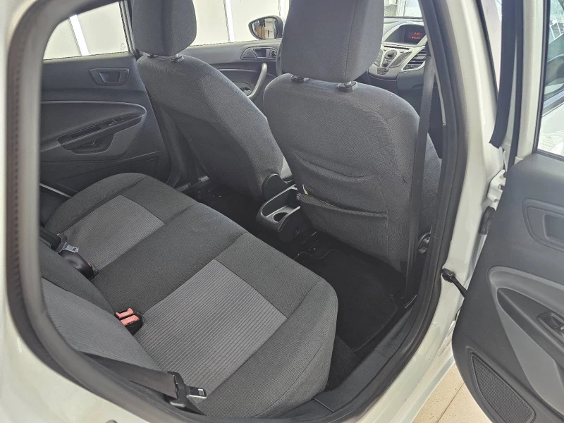 Ford Fiesta 1400 - 8400 лв. - 25151134 | Car24.bg