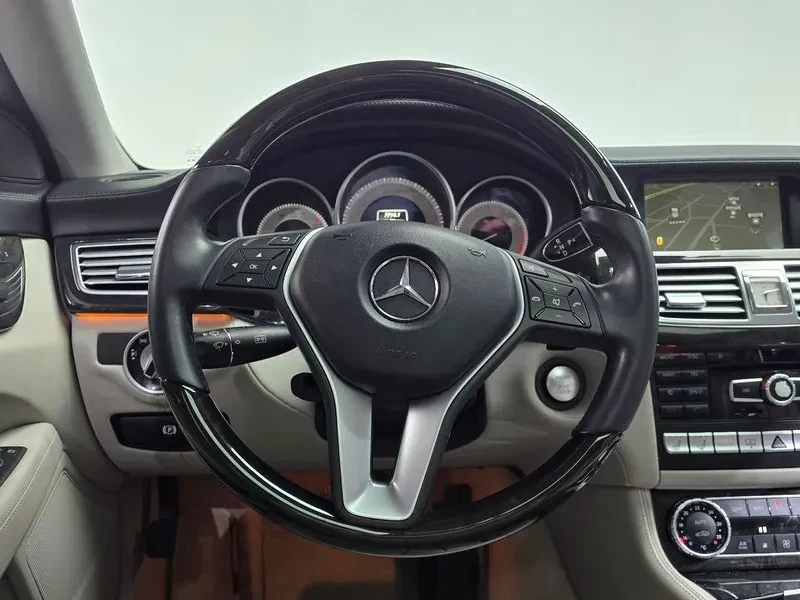 Mercedes-Benz CLS 350 Blue Efficiency, снимка 13 - Автомобили и джипове - 56072237