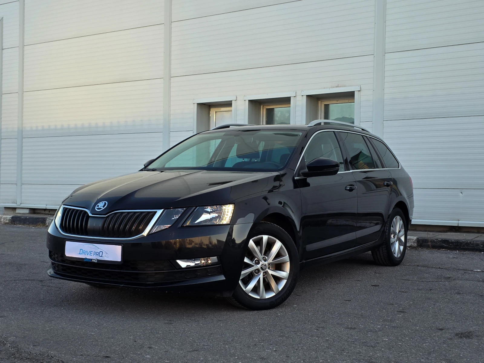 Skoda Octavia 1.5 TSI DSG Ambition, снимка 1