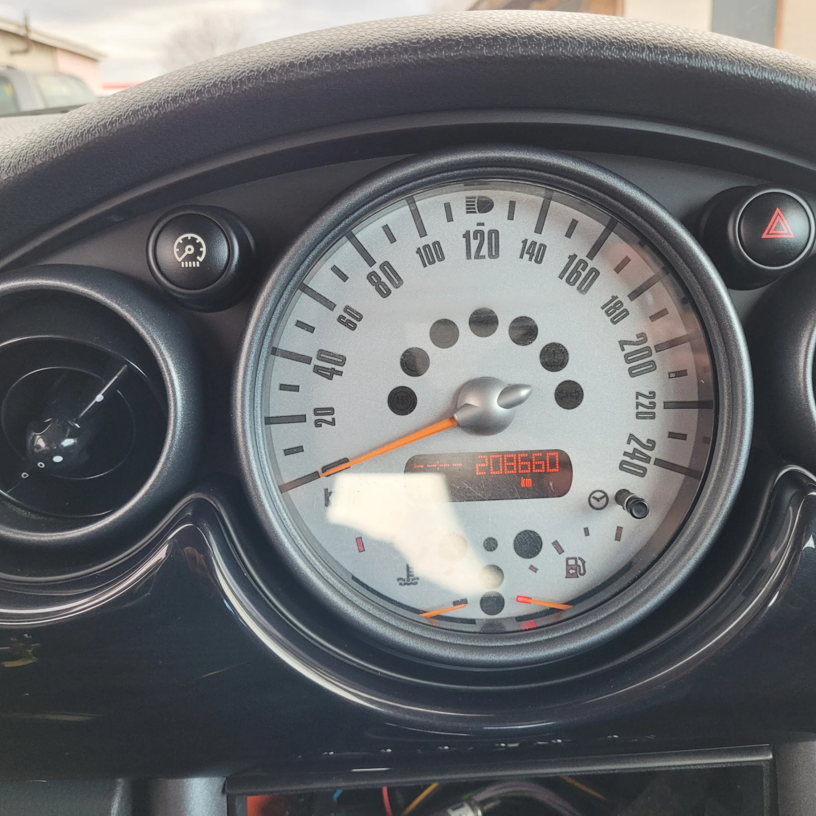 Mini Cooper 1.6i/90k.c. - изображение 5