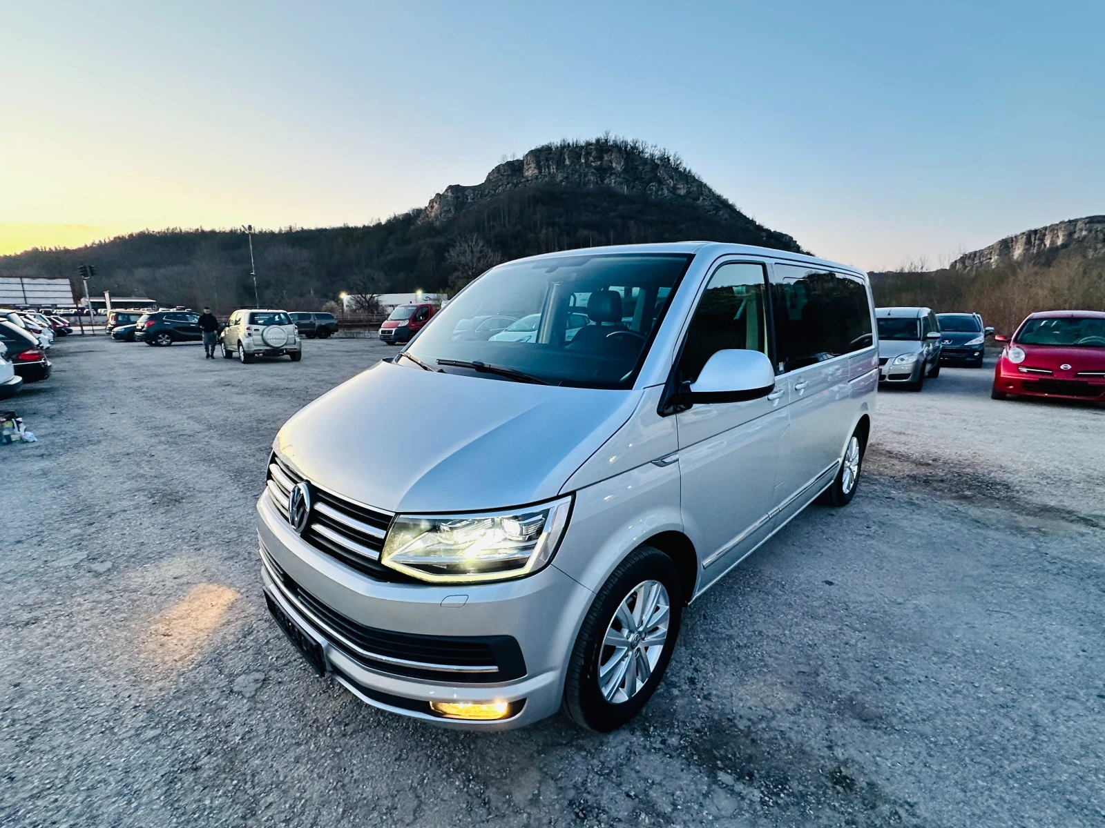 VW Multivan 2.0 TDI HIGHLINE  УНИКАТ - изображение 7