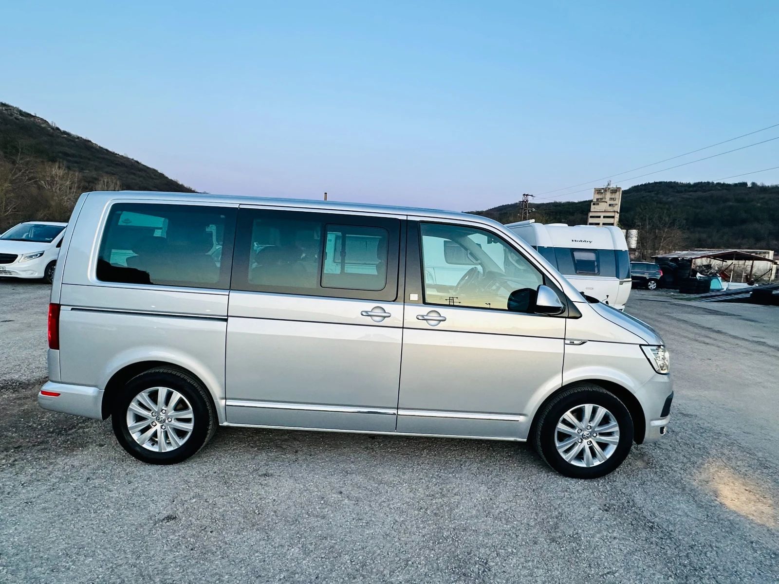 VW Multivan 2.0 TDI HIGHLINE  УНИКАТ - изображение 2