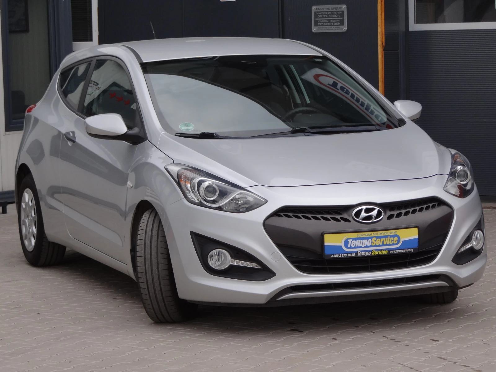 Hyundai I30 1.4i - 100k.c. / Климатик / 6-скопрости / Euro-5 / - изображение 7