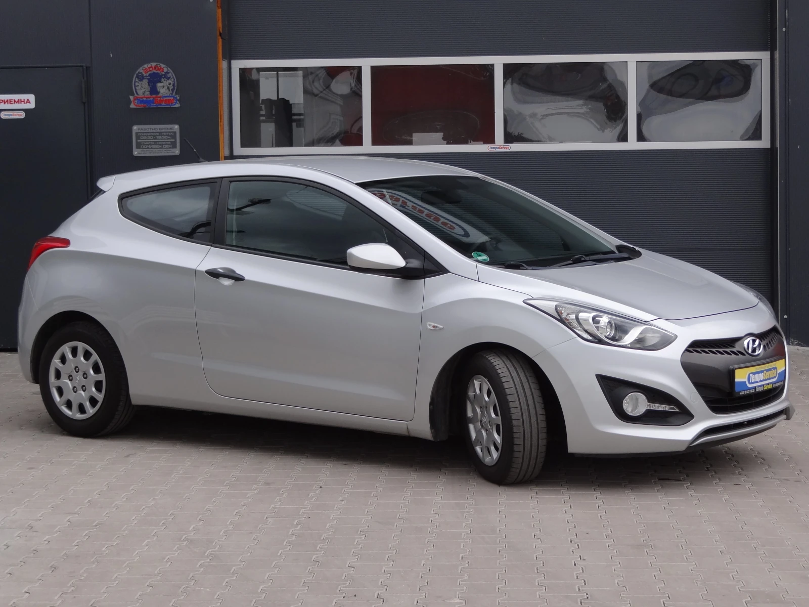 Hyundai I30 1.4i - 100k.c. / Климатик / 6-скопрости / Euro-5 / - изображение 6