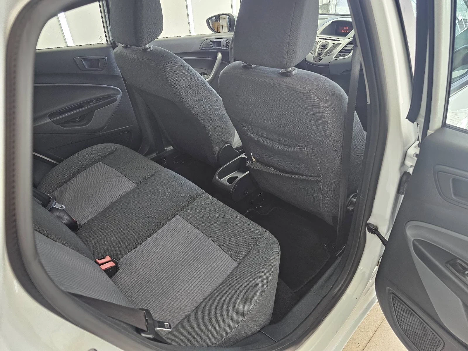 Ford Fiesta 1400 | Mobile.bg — изображение 13