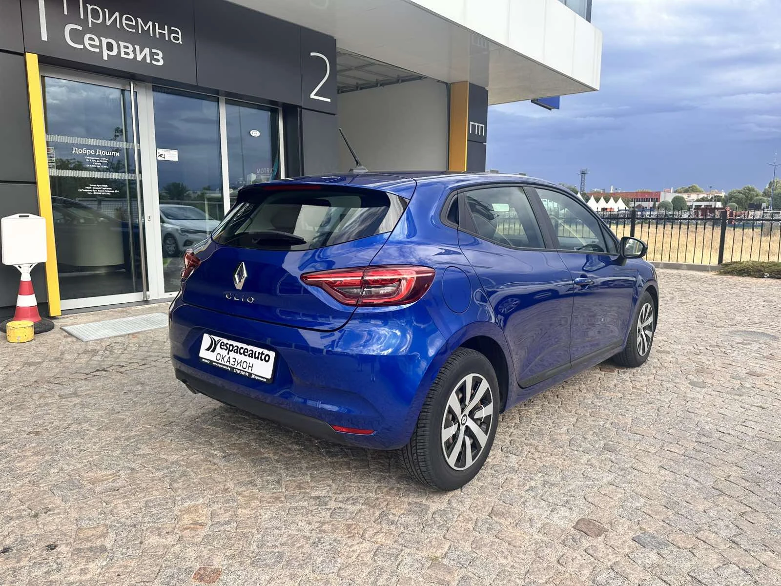 Renault Clio 1.0TCe/ 90к.с. - изображение 5