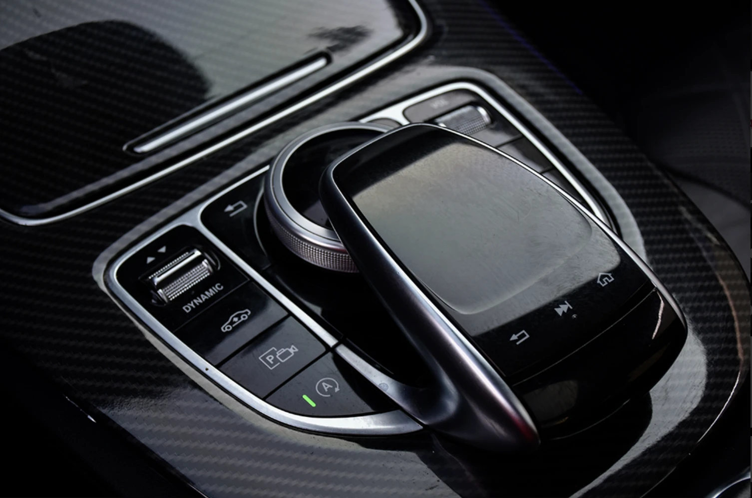 Mercedes-Benz E 400 FULL* DESIGNO салон* Head up* , снимка 15 - Автомобили и джипове - 53864871