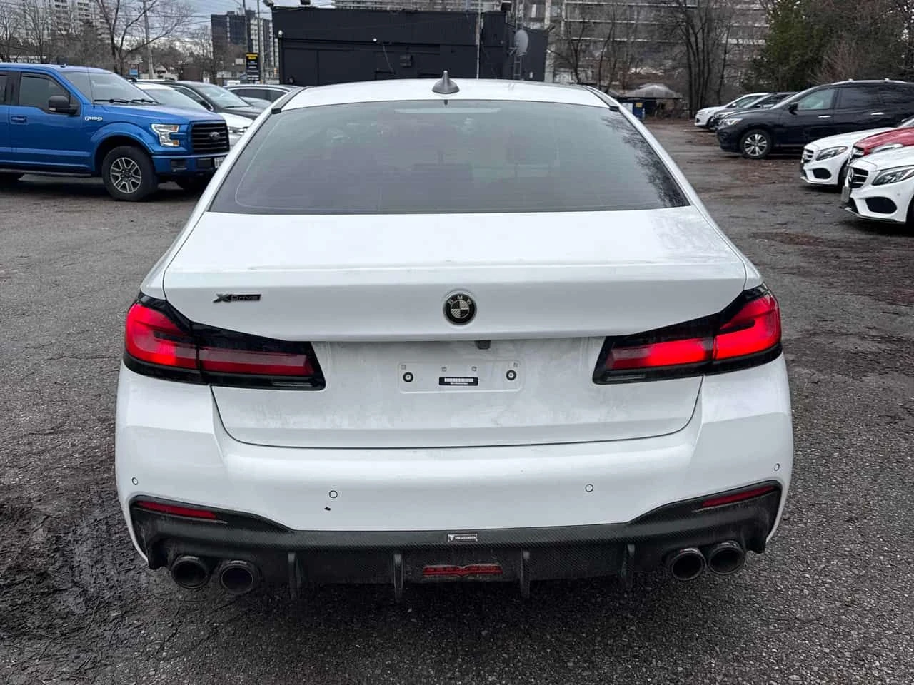 BMW 550 * M550i xDrive * CARFAX * ЦЕНА ДО БГ, снимка 4 - Автомобили и джипове - 54115051