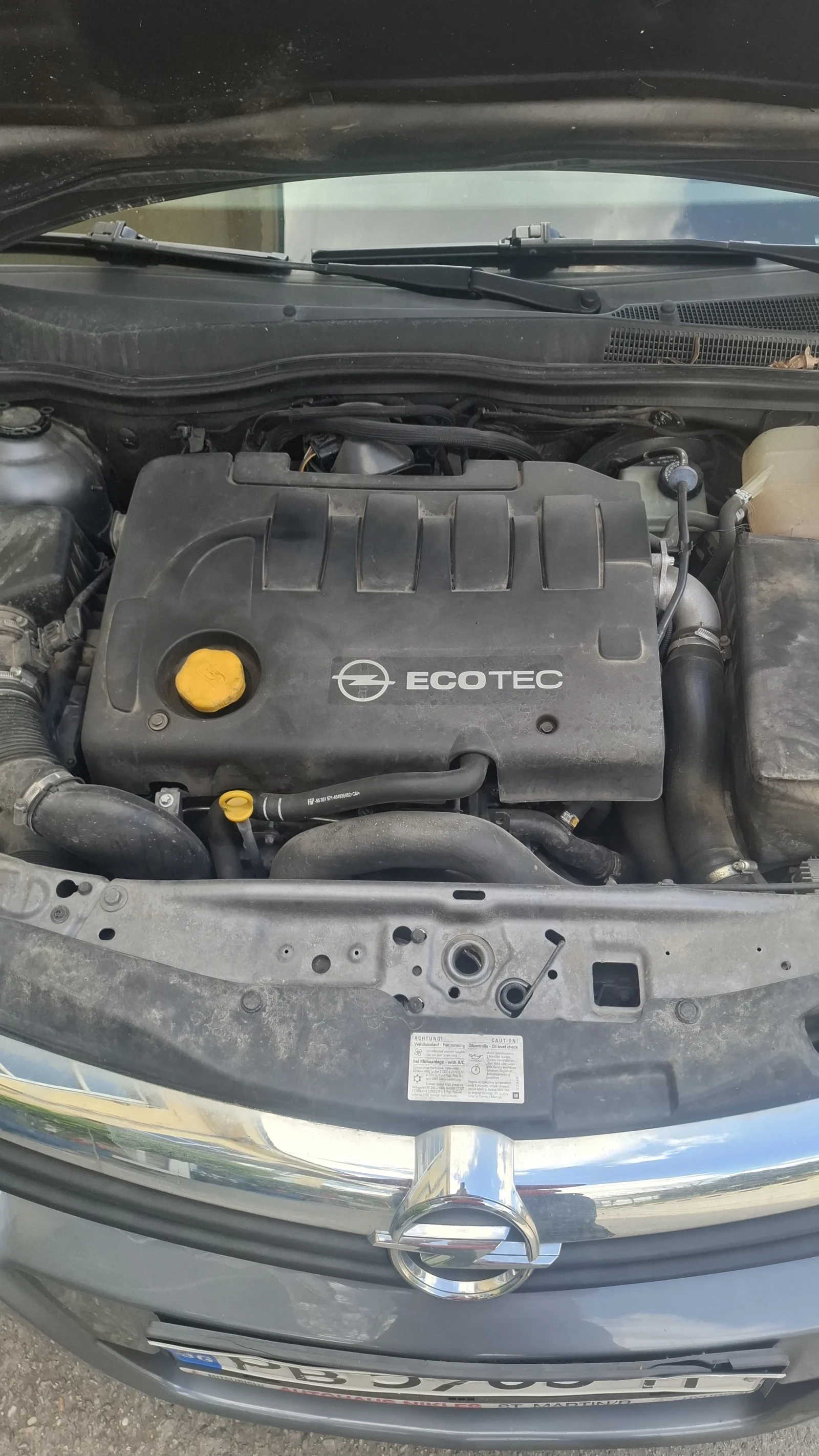 Opel Astra 1.9 CDTI  100 HP, снимка 10 - Автомобили и джипове - 54179294
