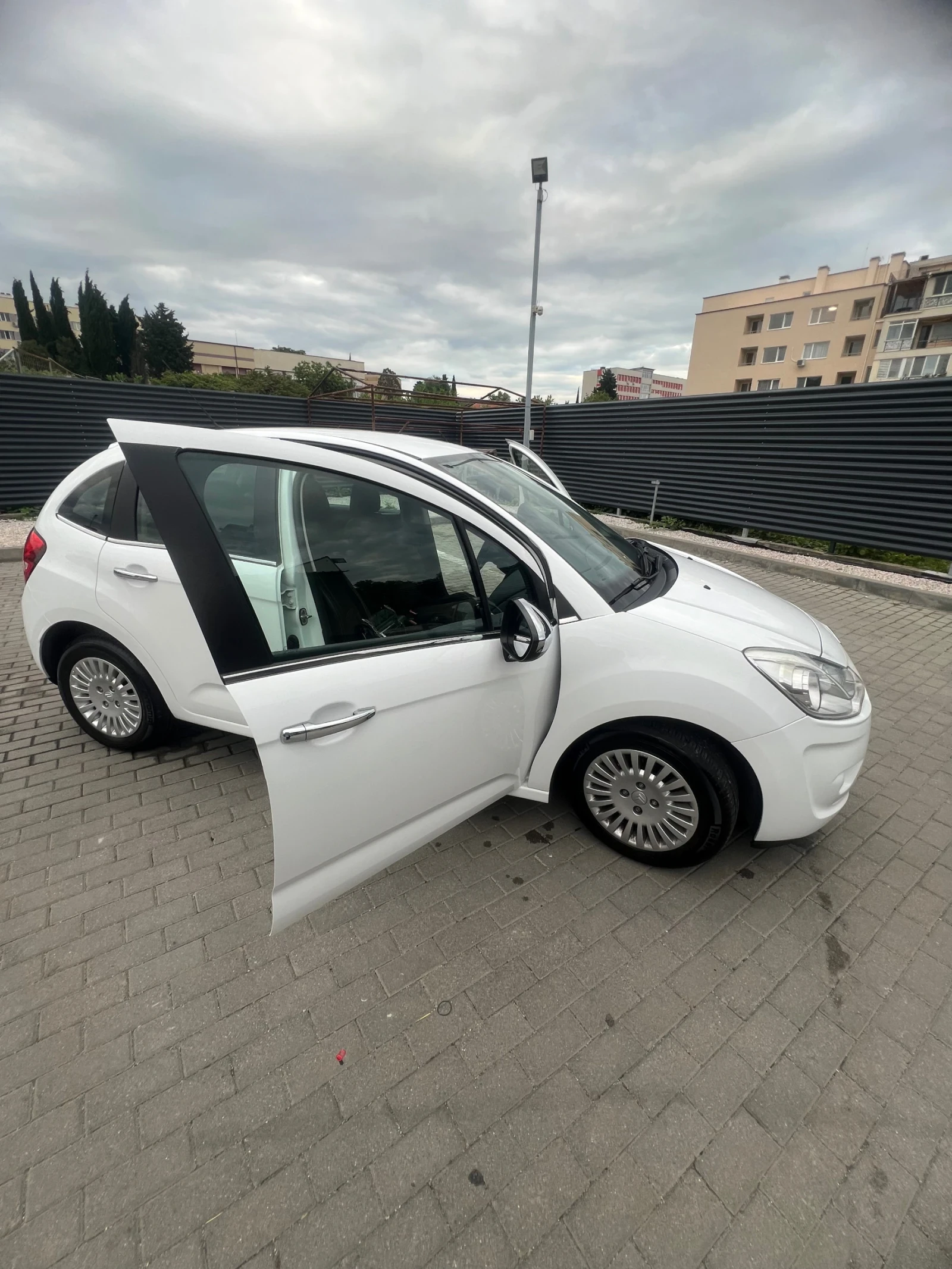 Citroen C3 Бензин, снимка 2 - Автомобили и джипове - 54840142