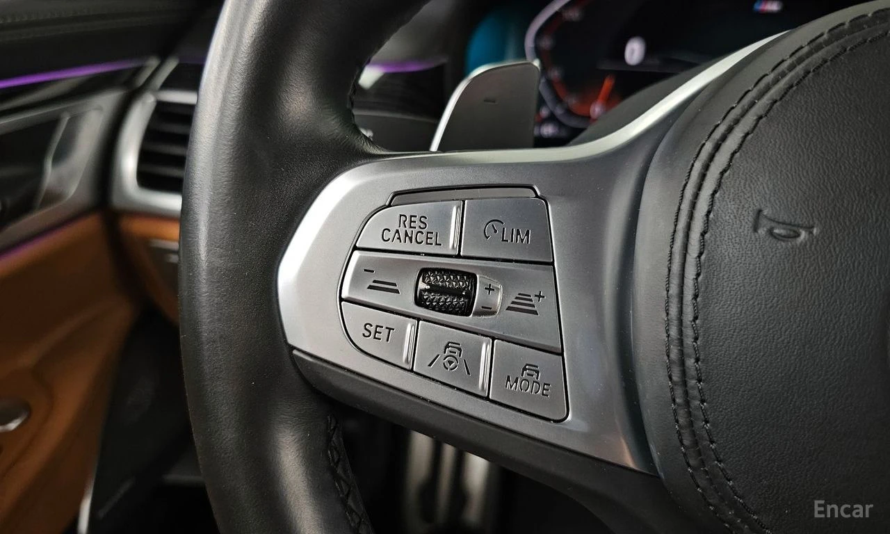 BMW 740 I* M* SPORT* ОБДУХВАНЕ* НАВИГАЦИЯ* ПОДГРЕВ, снимка 5 - Автомобили и джипове - 54857021