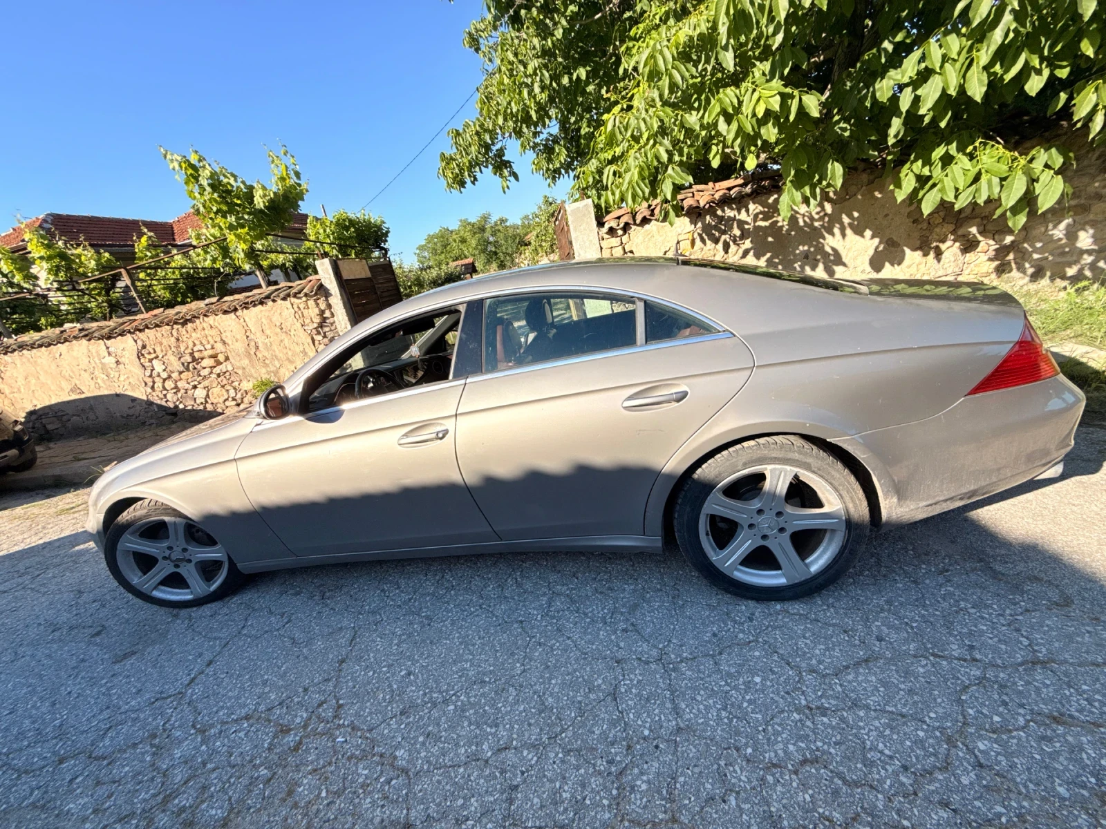 Mercedes-Benz CLS 320, снимка 2 - Автомобили и джипове - 55413322