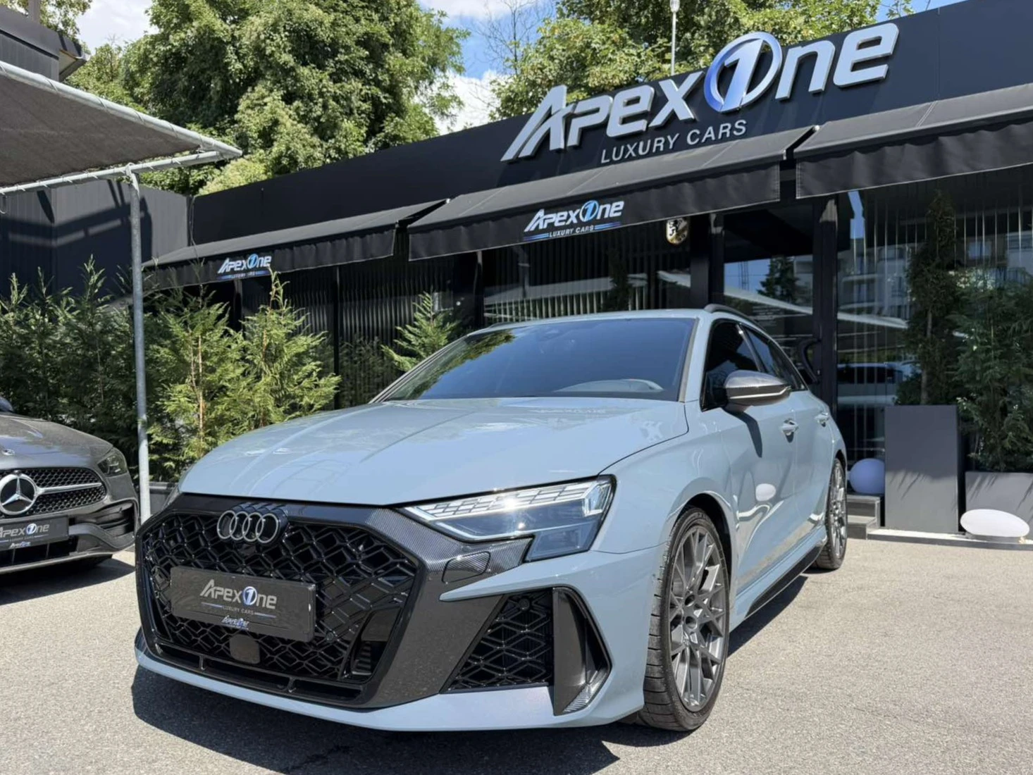 Audi Rs3 SPORTBACK QUATTRO 2.5/CARBON/MATRIX LED, снимка 2 - Автомобили и джипове - 55447823
