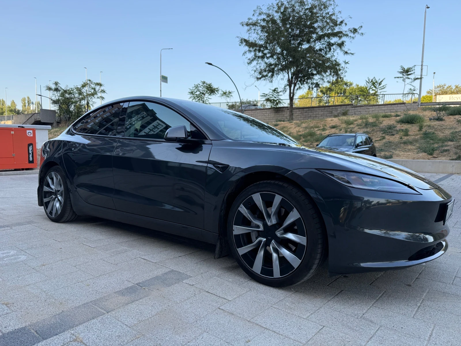 Tesla Model 3 AWD Dual motor, снимка 3 - Автомобили и джипове - 55878402