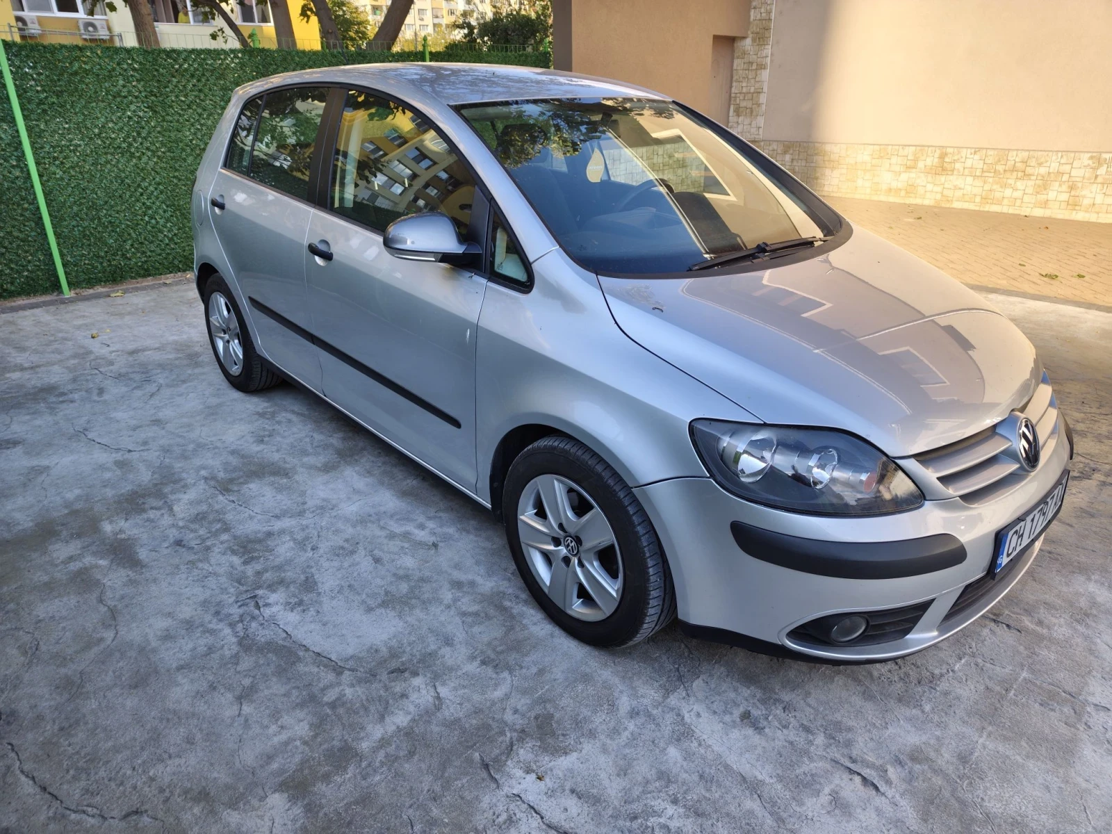 VW Golf Plus 1.9TDI 105p.s., снимка 6 - Автомобили и джипове - 56148498
