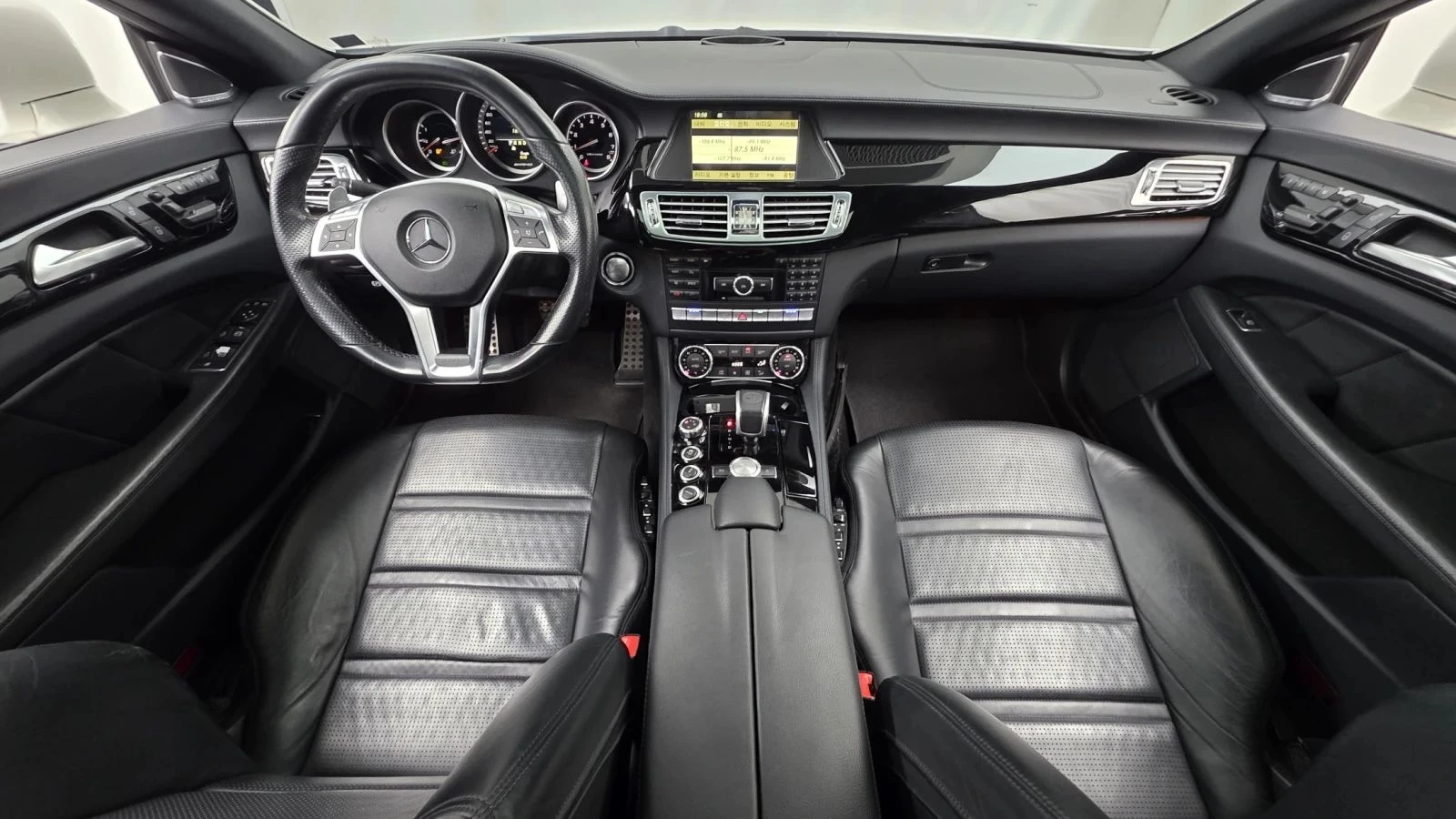 Mercedes-Benz CLS 63 AMG, снимка 7 - Автомобили и джипове - 56685752