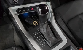 Audi Q3 40TFSI* MATRIX* S* LINE* ПАНОРАМА* LANE* ASSIST* , снимка 11