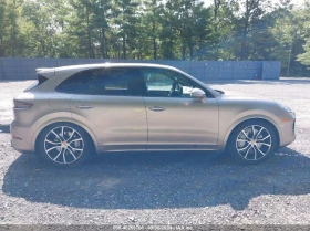 Porsche Cayenne 4.0L V-8 DI, DOHC, VVT, TURBO, 541HP All Wheel Dri, снимка 6