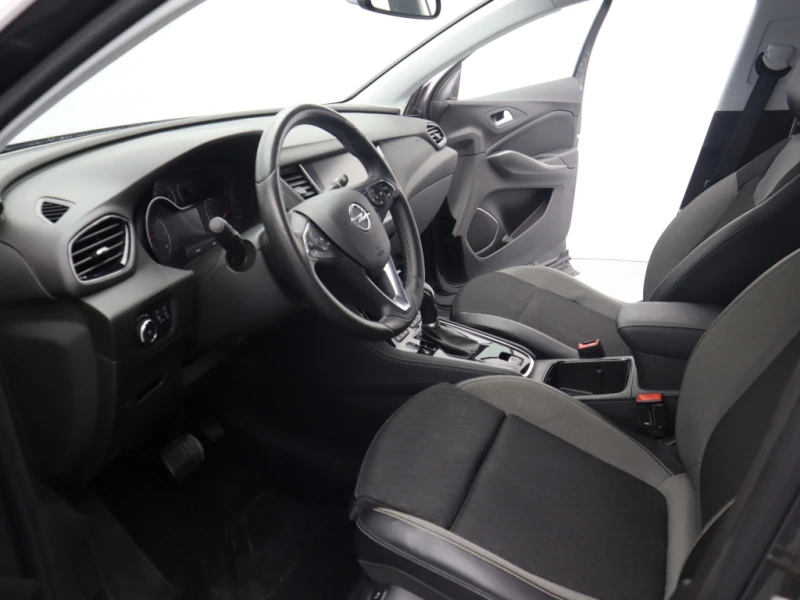 Opel Grandland X 1. 2 Turbo , снимка 9 - Автомобили и джипове - 51193300
