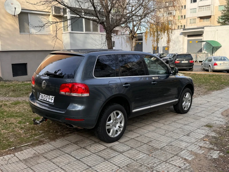 VW Touareg, снимка 4 - Автомобили и джипове - 48270797