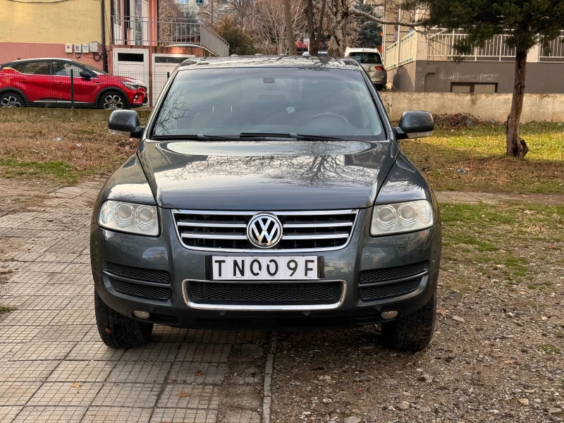 VW Touareg, снимка 5 - Автомобили и джипове - 48270797