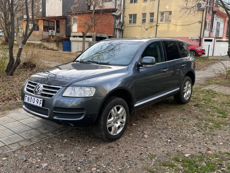 VW Touareg, снимка 2 - Автомобили и джипове - 48270797