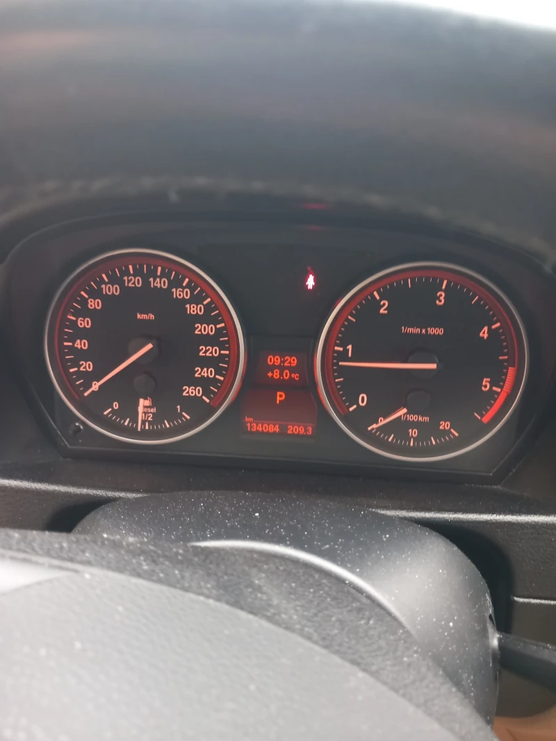 BMW X1, снимка 8 - Автомобили и джипове - 52431573