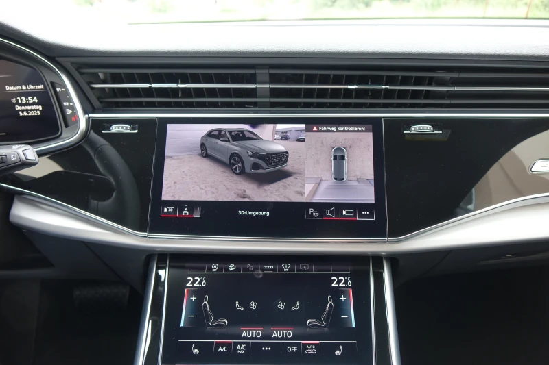 Audi Q8 S-LINE* FACELIFT* OLED LIGHT* HEAD UP DISPLAY* 360, снимка 12 - Автомобили и джипове - 52175752