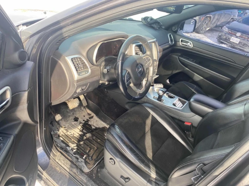 Jeep Grand cherokee * Laredo * CARFAX * , снимка 7 - Автомобили и джипове - 53230480