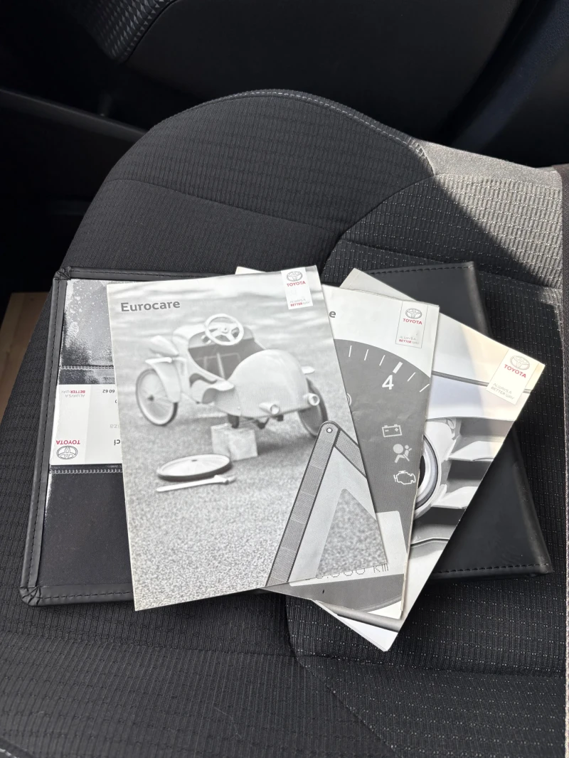 Toyota C-HR 1.8 , снимка 12 - Автомобили и джипове - 53534144