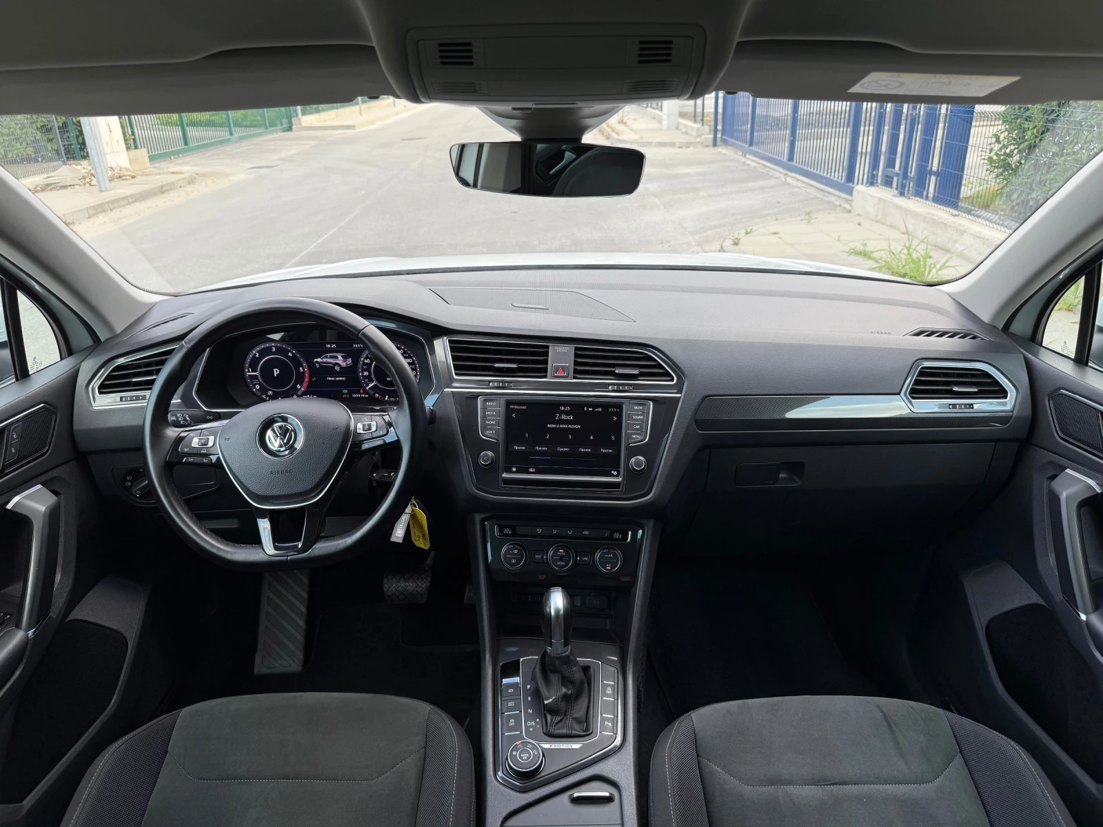 VW Tiguan 2.0TDI 190к.с./4MOTION/157 000км./ПЪЛ.Серв.ИСТОРИЯ - изображение 7