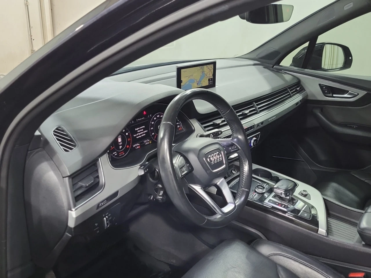 Audi Q7 TECHNIK * CARFAX * АвтоКредит * Цена до България*  - изображение 8