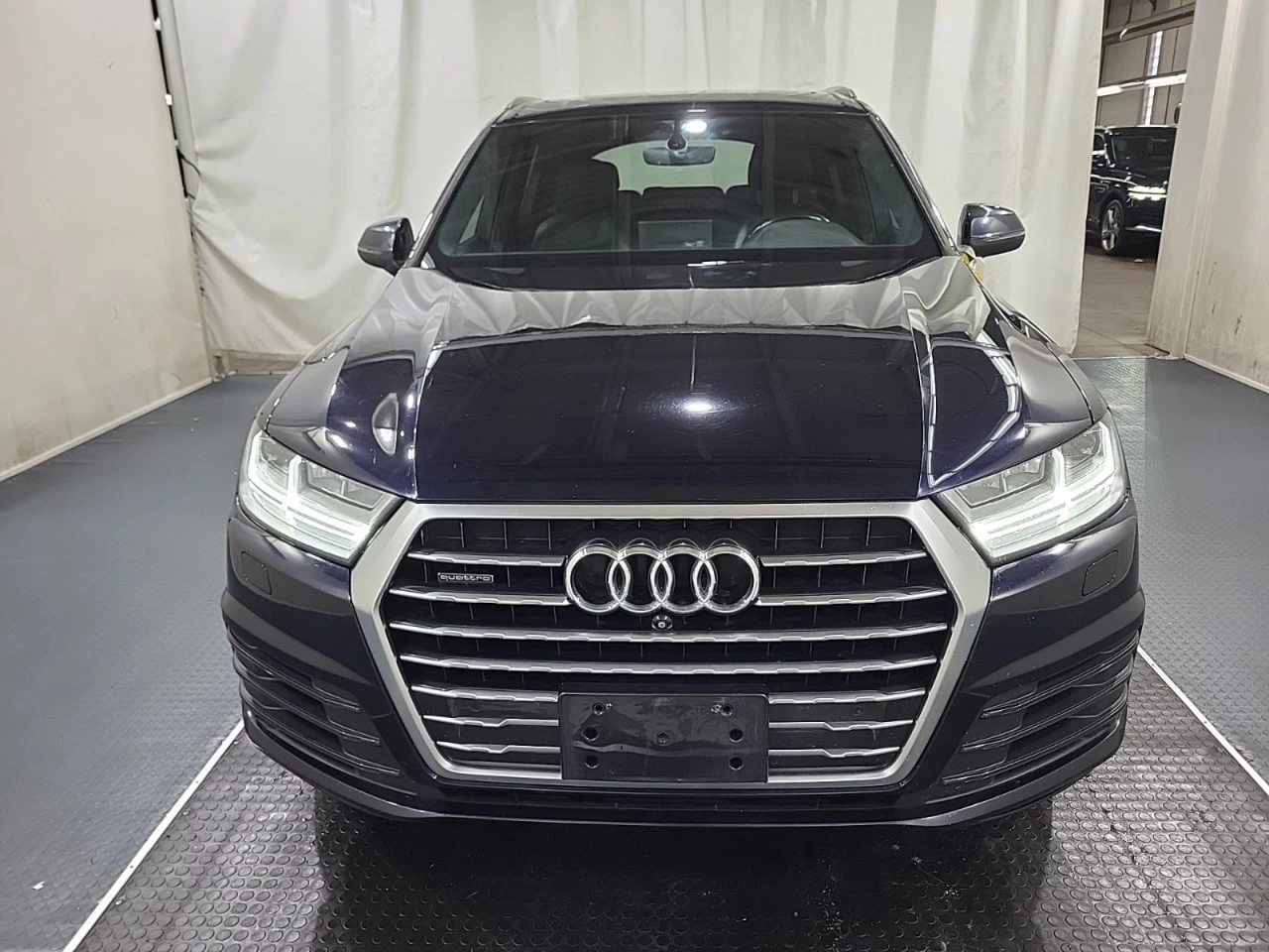 Audi Q7 TECHNIK * CARFAX * АвтоКредит * Цена до България*  - изображение 6