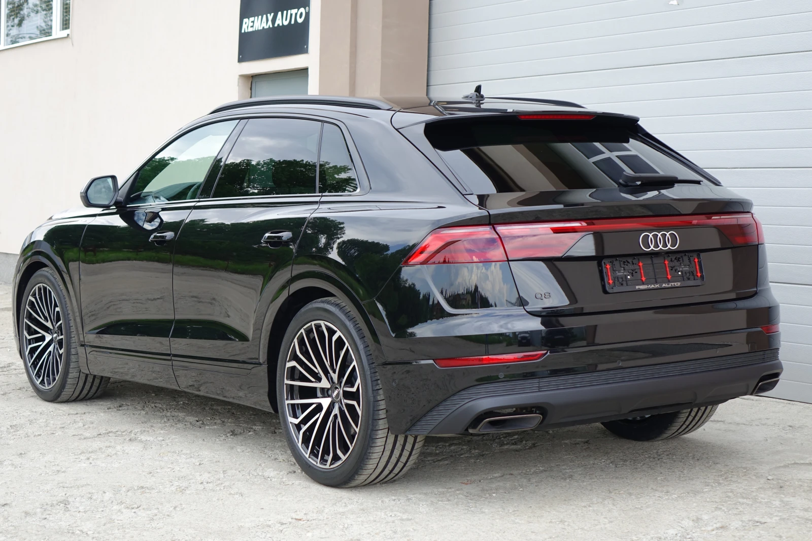 Audi Q8 FACELIFT* OLED LIGHT* HEAD UP DISPLAY* 360*  - изображение 7