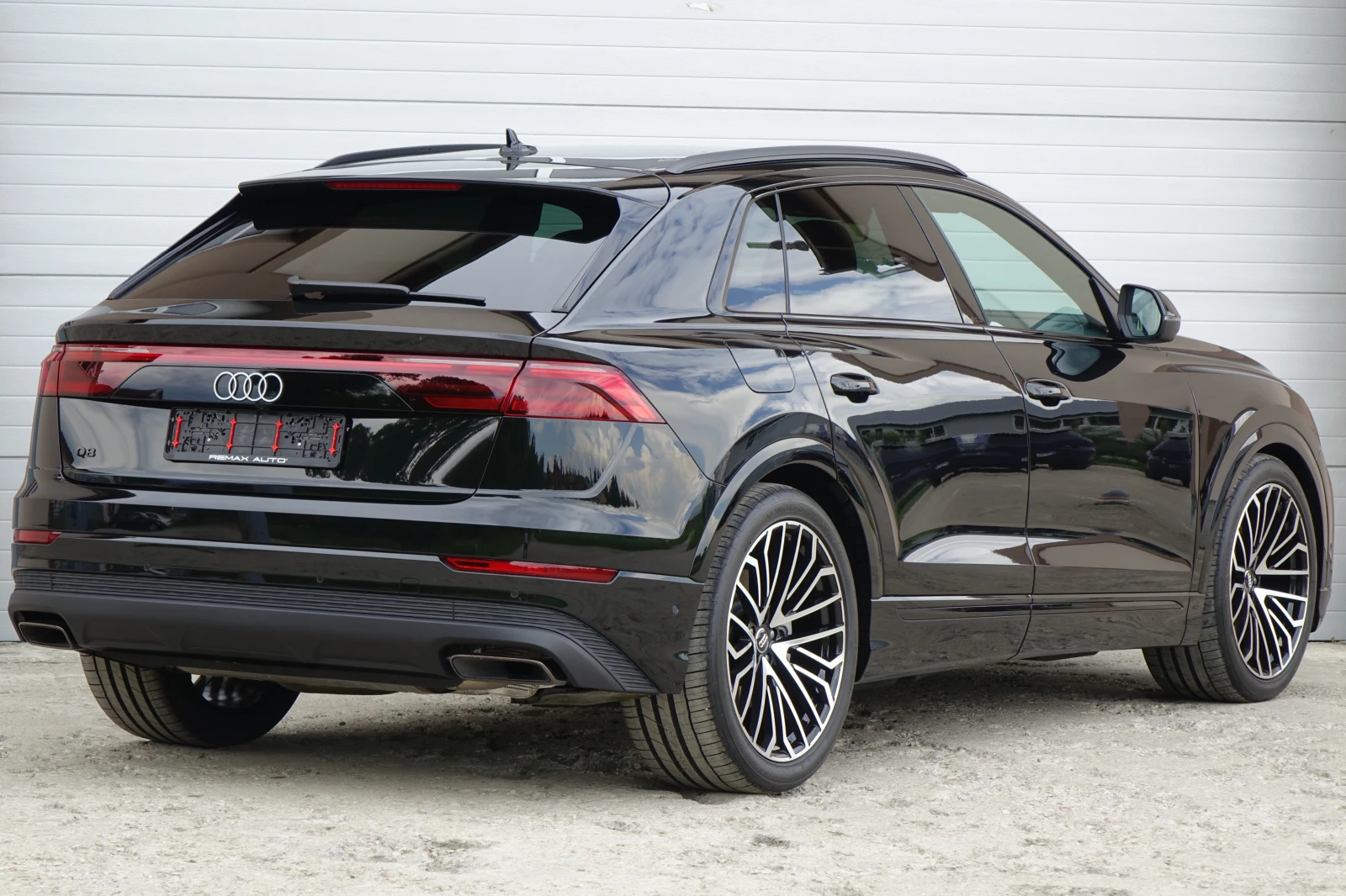 Audi Q8 FACELIFT* OLED LIGHT* HEAD UP DISPLAY* 360*  - изображение 9