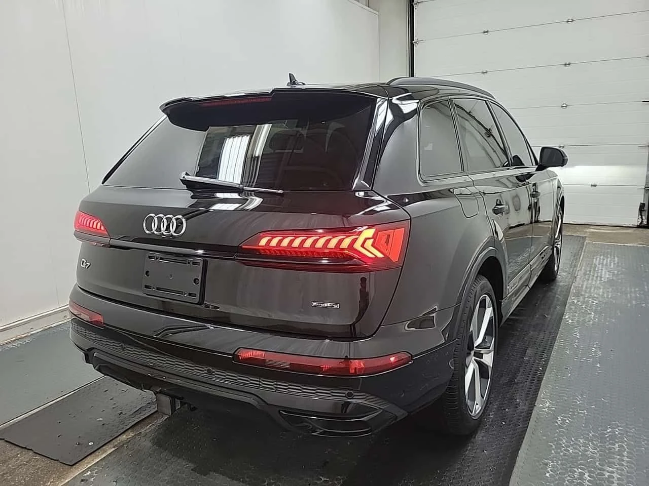 Audi Q7 * PROGRESSIV * CARFAX * ���� �� �� | Mobile.bg � ����������� 3