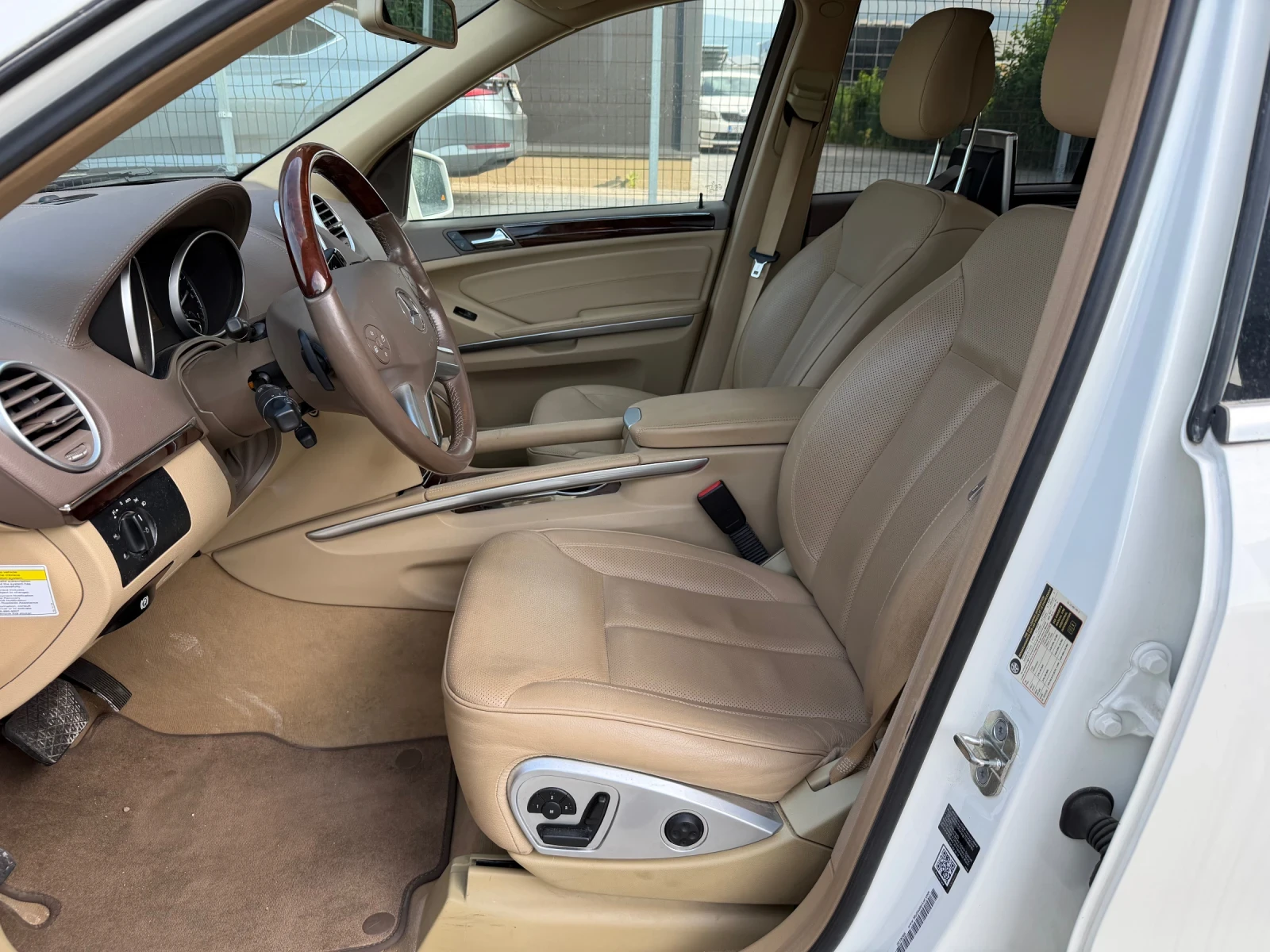 Mercedes-Benz GL 450  4 Matic* Подгрев* Обдух* Face 131860 КМ С История, снимка 10 - Автомобили и джипове - 55283529
