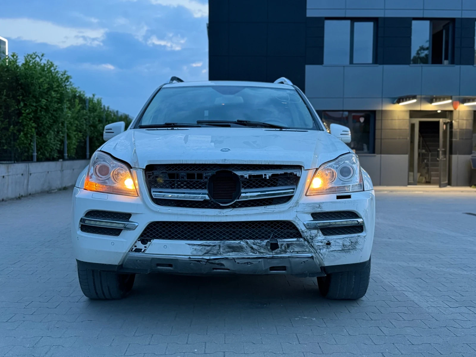 Mercedes-Benz GL 450  4 Matic* Подгрев* Обдух* Face 131860 КМ С История, снимка 3 - Автомобили и джипове - 55283529