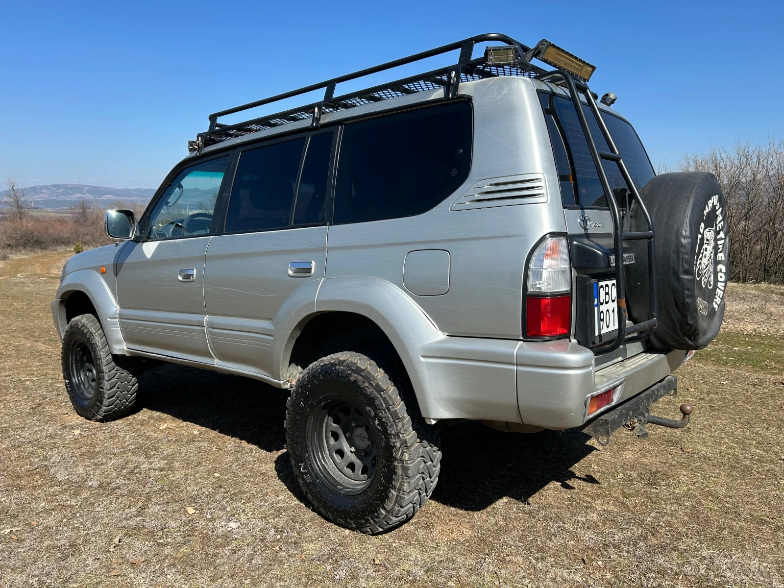 Toyota Land cruiser 3.0 D4D, снимка 4 - Автомобили и джипове - 55613408