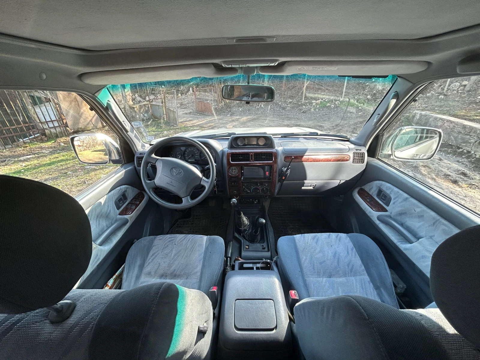 Toyota Land cruiser 3.0 D4D, снимка 12 - Автомобили и джипове - 55613408