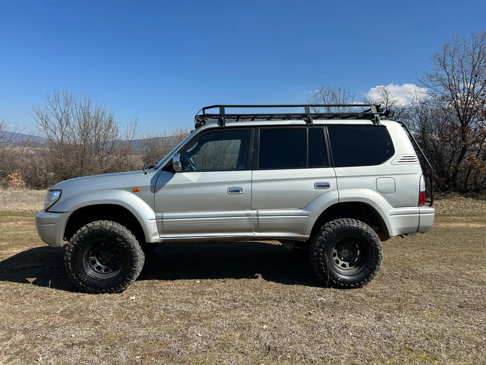 Toyota Land cruiser 3.0 D4D, снимка 2 - Автомобили и джипове - 55613408